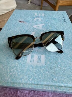 TOM FORD Dakota Tortoiseshell Cat-Eye Sunglasses - Brown Gradient Lenses